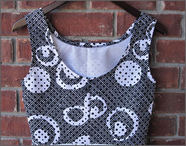 Butterick 5748 bodice back