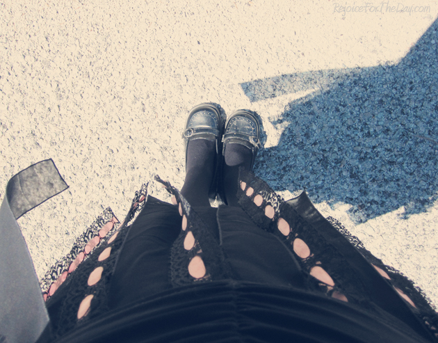 Another skirt looking down