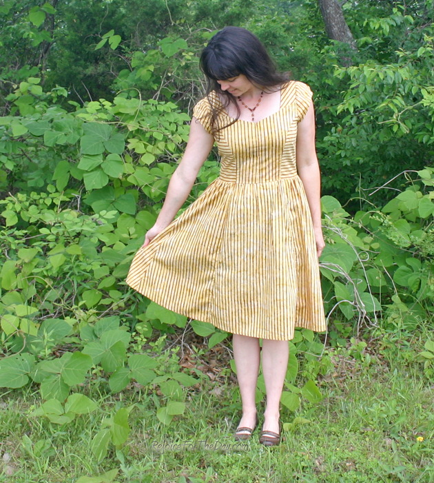 retro syle dress
