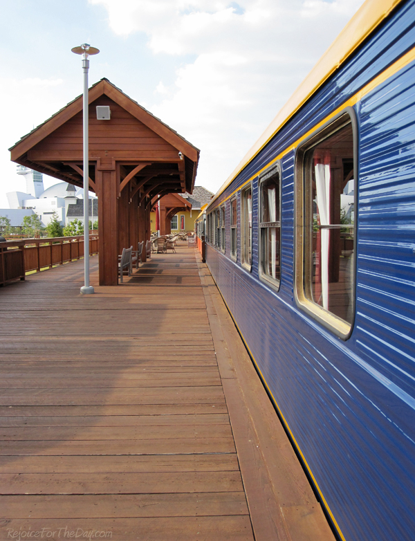 Discovery Park train