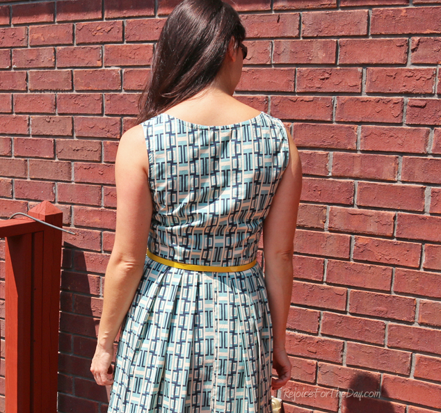 retro style dress pattern